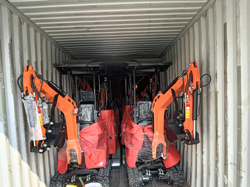 MK20 mini excavator shipped to Europe